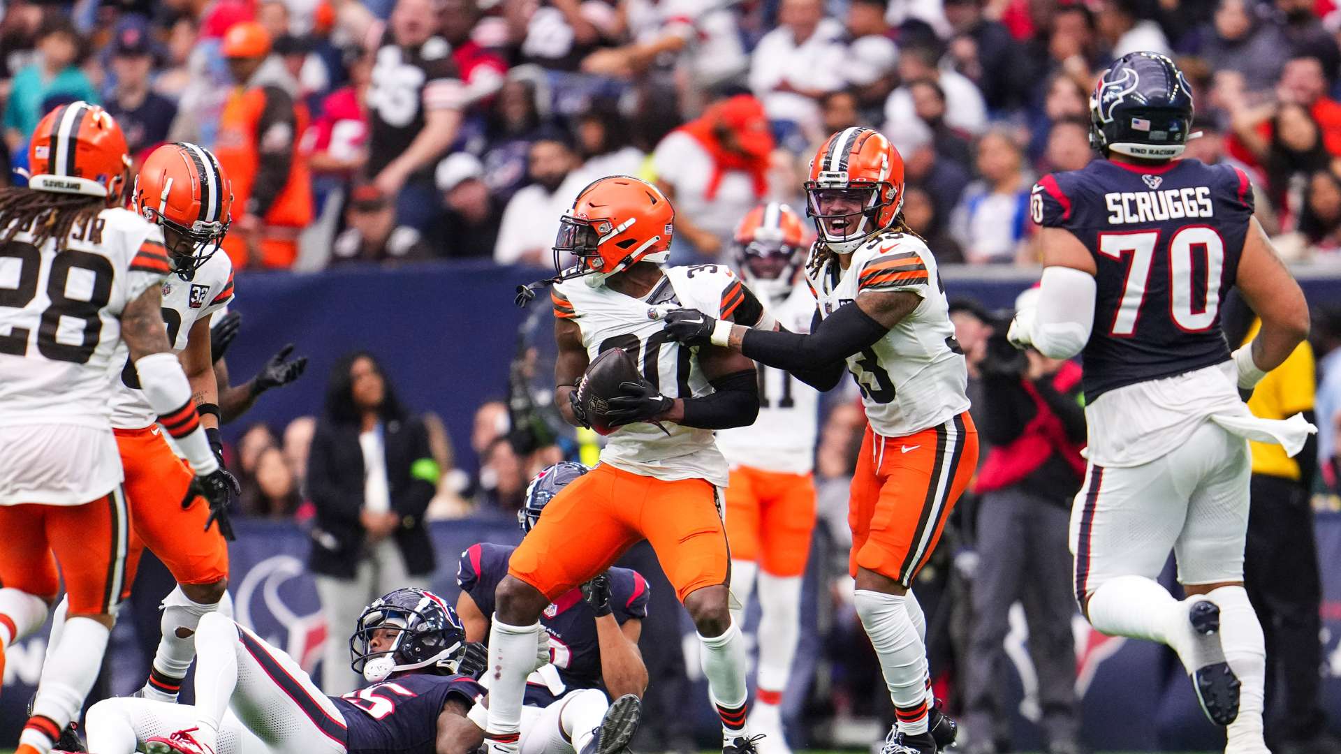 他总是在保 他总是在保